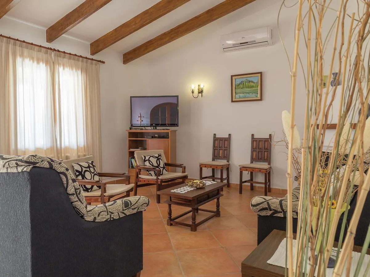 Tabou Villa Selva  0*, Selva (Mallorca) Spain